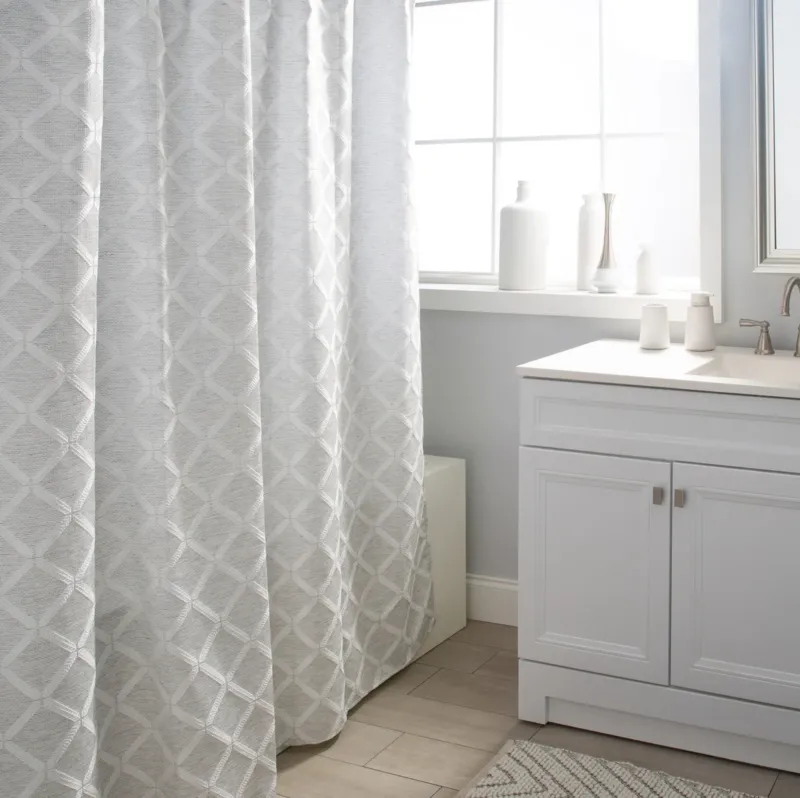 LINDEN SHOWER CURTAIN JACQUARD GRY/WHT 70" X 72"