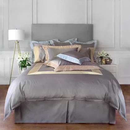 St. Genève Capri Cambridge Sateen duvet cover — two-tone 100% Egyptian long-staple cotton, 300 thread count, sewn in Canada