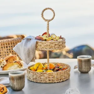 Serviertablett Solvaina - Flechtdesign aus Seegras