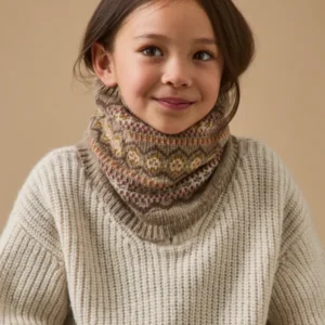 Kinder-Kapuzenschal aus Jacquard