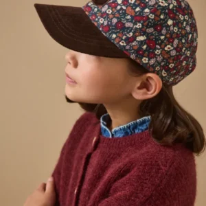 Cap «Petal & Daisy» – Made with Liberty® Fabrics
