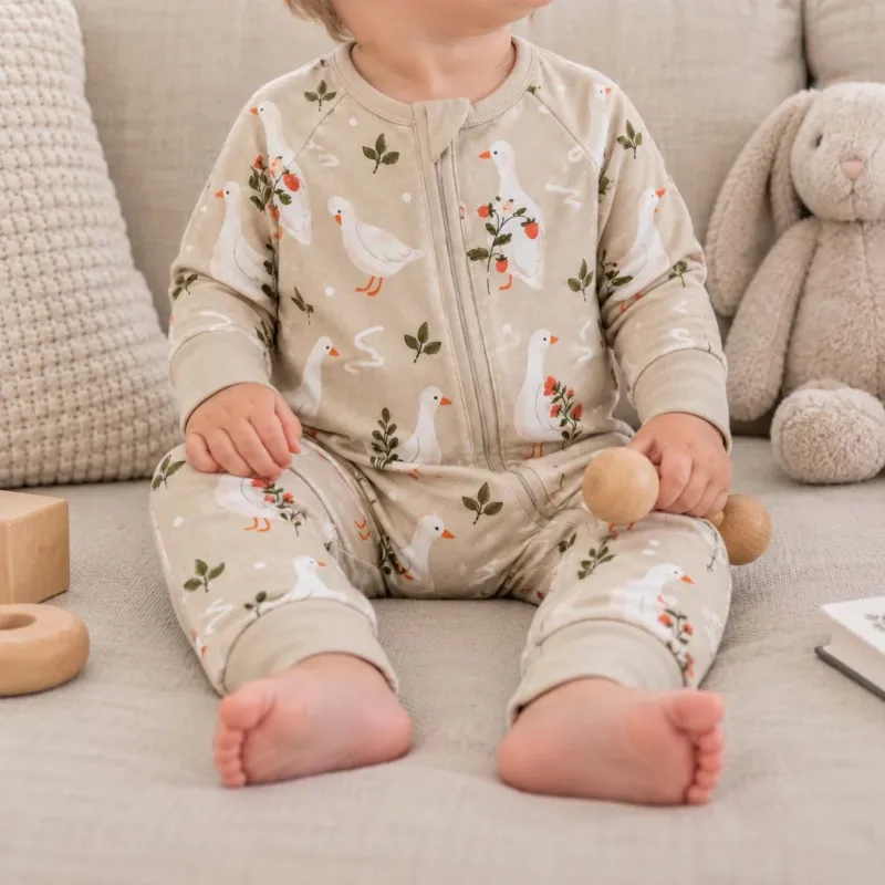 Garden Ducks and Wildflowers Bamboo Convertible Zippy