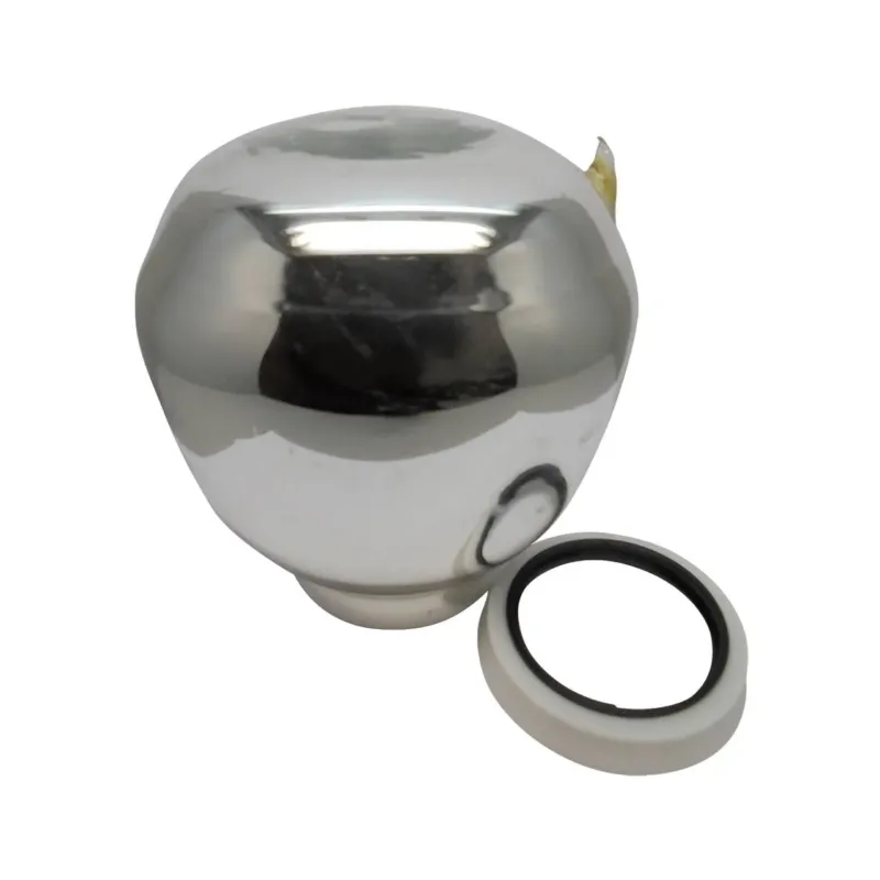 Das Bild zeigt einen metallisch glänzenden, kugelförmigen Gegenstand. Neben dem Objekt liegt ein abnehmbarer Ring. Dies lässt auf einen Verschlussmechanismus schließen.