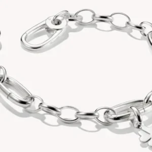 Thomas Sabo Glieder-Charm-Armband aus silberfarbenen Metallgliedern mit Anhänger