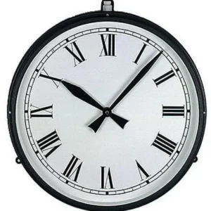 Wanduhr mit rundem schwarzem Metallrahmen, weißem Zifferblatt und römischen Ziffern