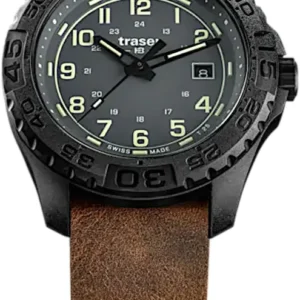 Traser P96 Herrenuhr, schwarzes Gehäuse, schwarzes Zifferblatt, braunes Lederarmband